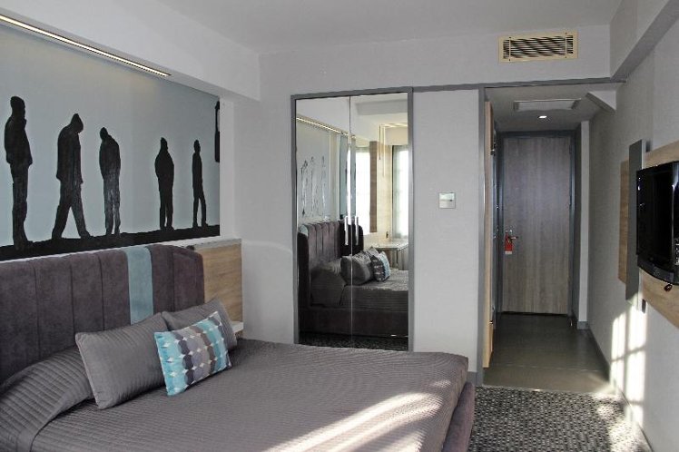 DOUBLE SINGLE USE STANDARD Room