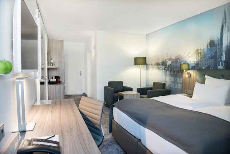 SUITE BUSINESS Room