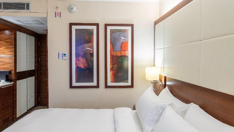 JUNIOR SUITE STANDARD Room