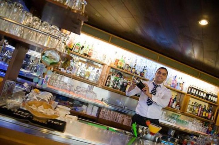 Bar