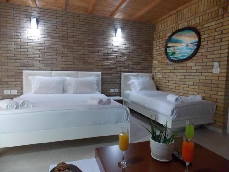 TRIPLE DELUXE SEA VIEW Room