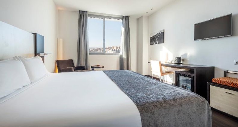DOUBLE SINGLE USE STANDARD Room