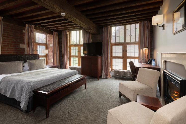 DOUBLE SUPERIOR Room