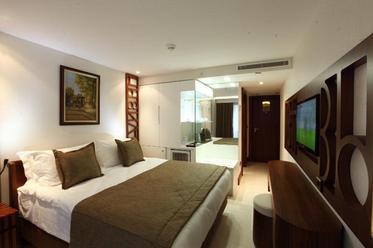 SINGLE STANDARD Room