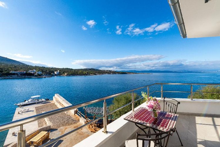 FAMILY ROOM SEA VIEW CAPACITY 4 Room