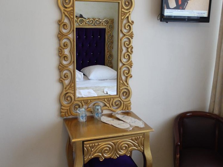 SINGLE STANDARD Room