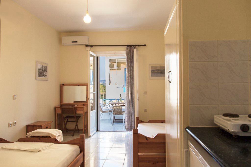 Thanasis Studios