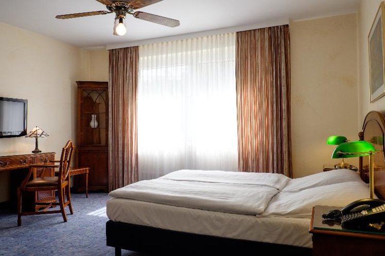 DOUBLE COMFORT Room