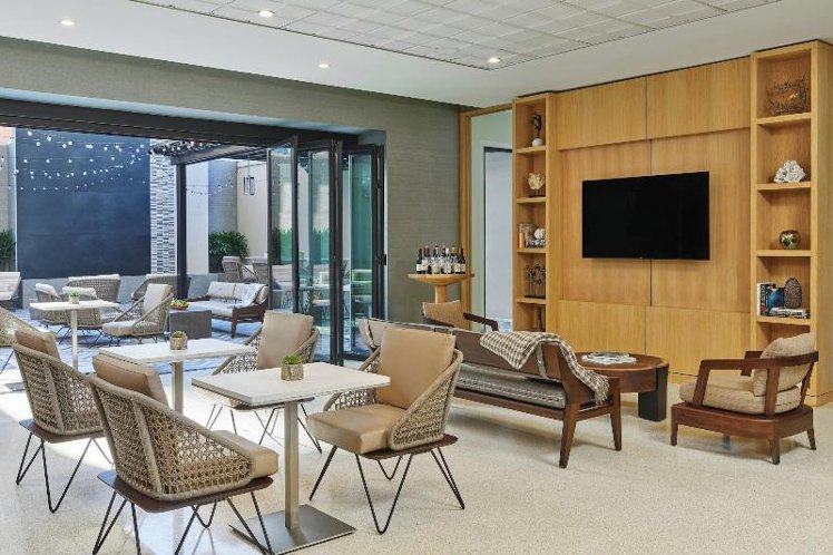 DOUBLE WITH VIEWS Room