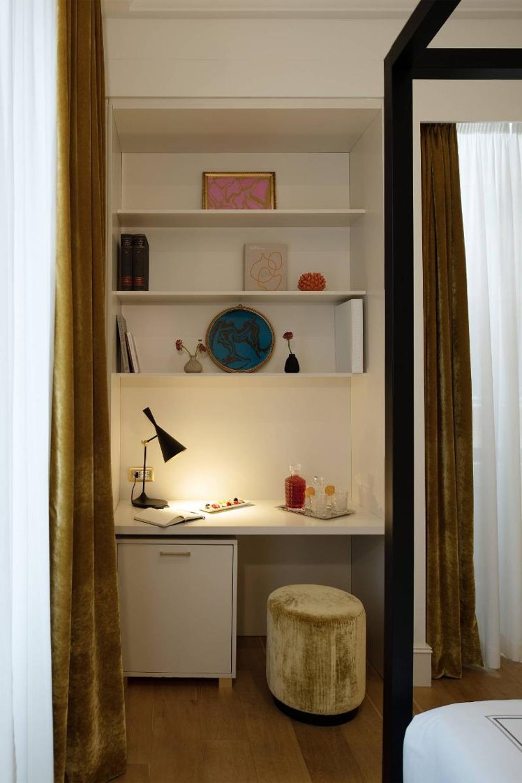 DOUBLE DELUXE WITH VIEWS Room