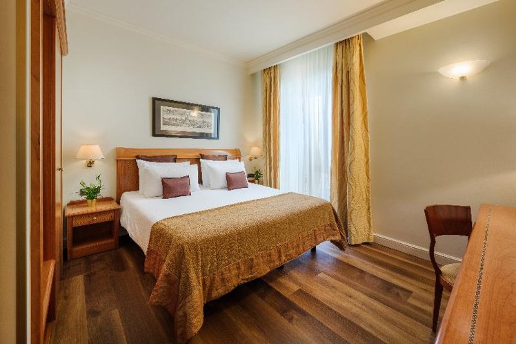 Double or Twin STANDARD Room