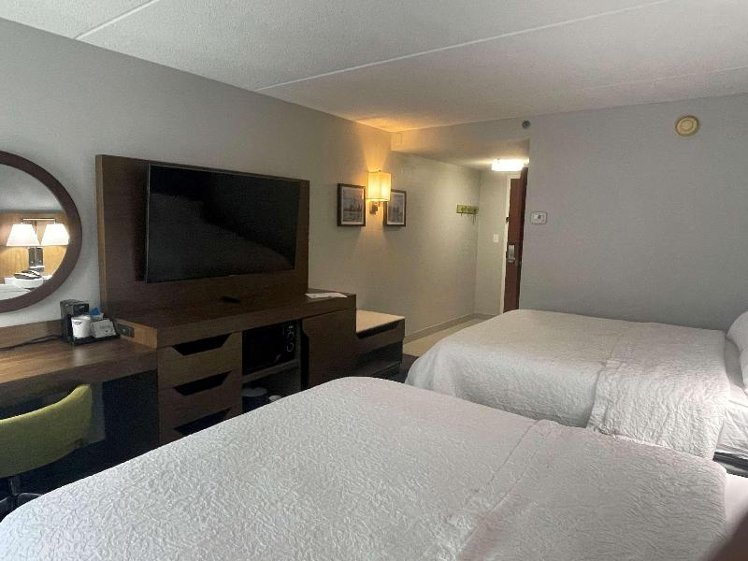 DOUBLE TWO QUEEN BEDS Room