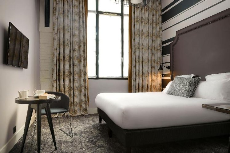 DOUBLE SUPERIOR Room