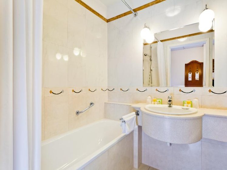 TWIN STANDARD Room