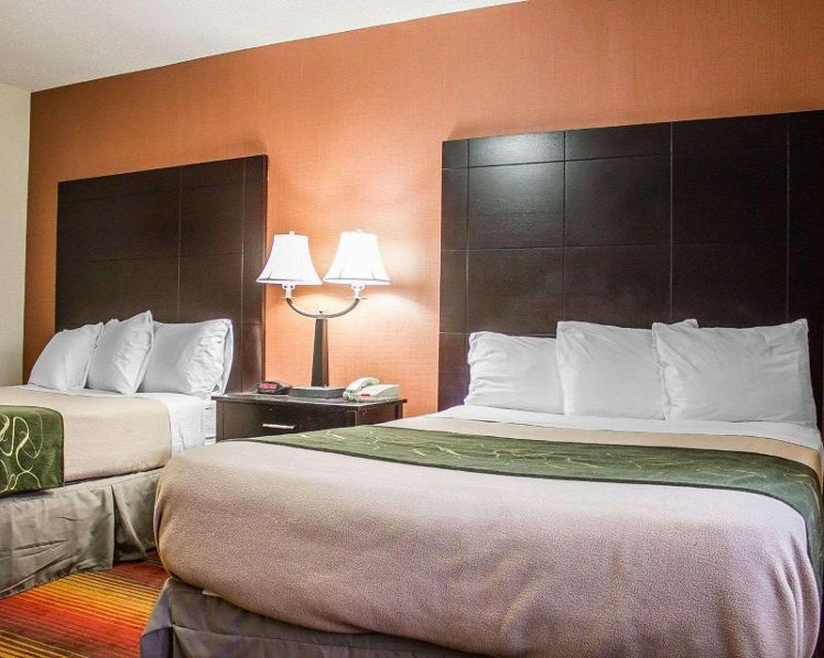 DOUBLE TWO DOUBLE BEDS NON SMOKING Room