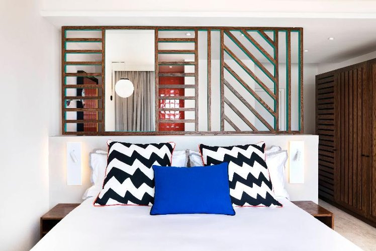 SINGLE GARDEN VIEW Room