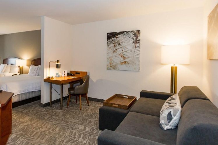 SUITE TWO DOUBLE BEDS Room