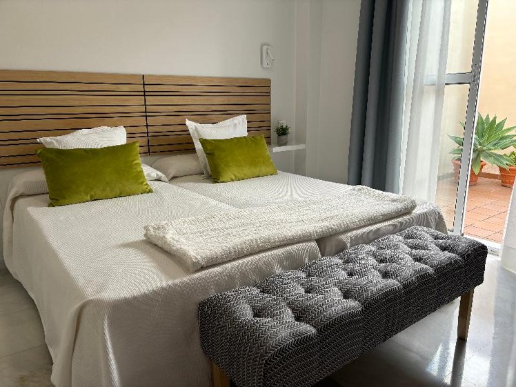 DOUBLE STANDARD Room