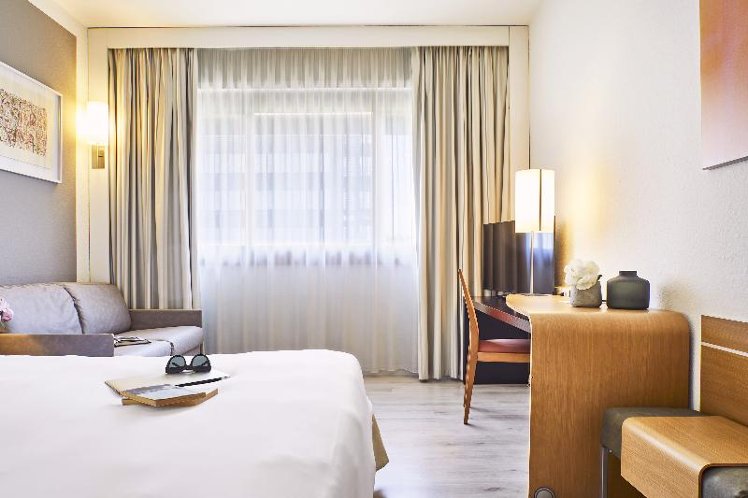 DOUBLE SUPERIOR Room