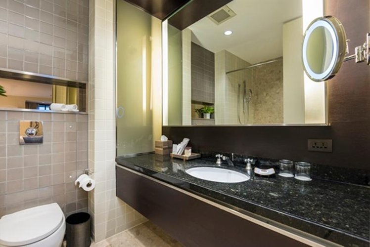 Double or Twin DELUXE Room