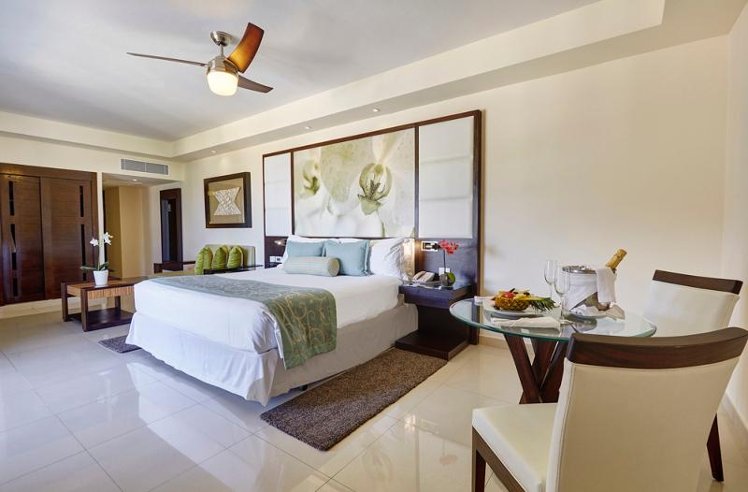 DOUBLE LUXURY Room