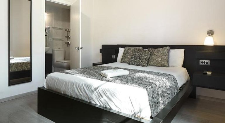 DOUBLE SUPERIOR Room