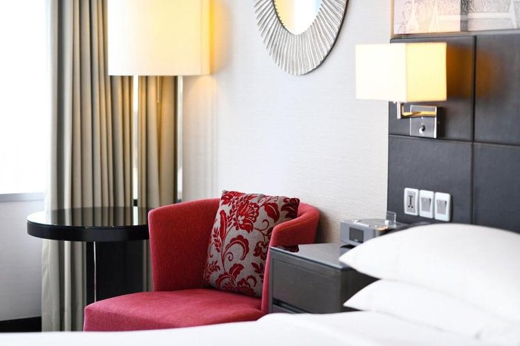 DOUBLE KING SIZE BED Room