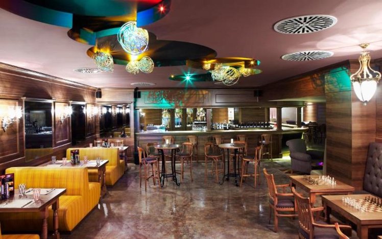 Bar