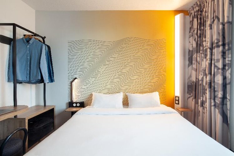 DOUBLE STANDARD Room