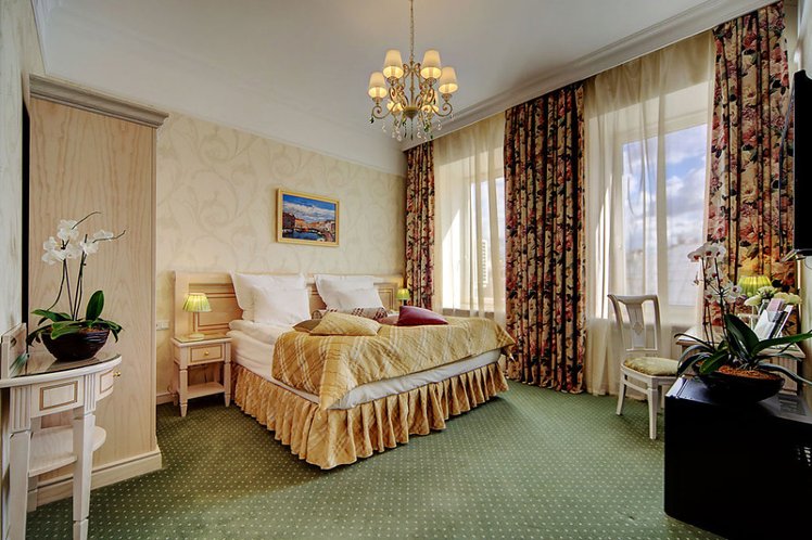 DOUBLE DELUXE Room