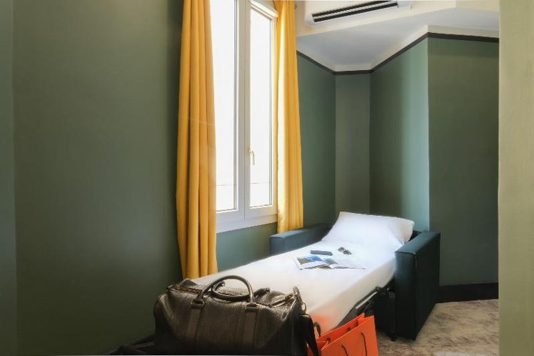 DOUBLE SUPERIOR Room