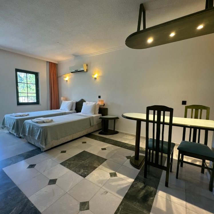 STUDIO TWO BEDS Room