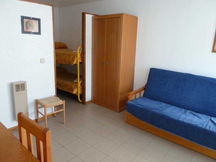 STUDIO CAPACITY 5 Room