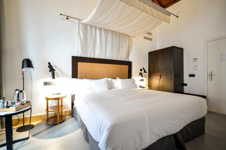 Double or Twin STANDARD Room