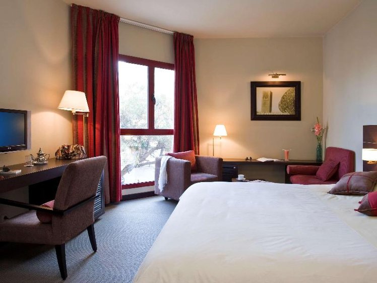 DOUBLE SUPERIOR WITH DOUBLE BED Room