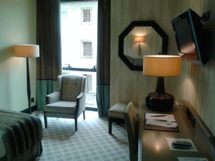 SINGLE STANDARD Room