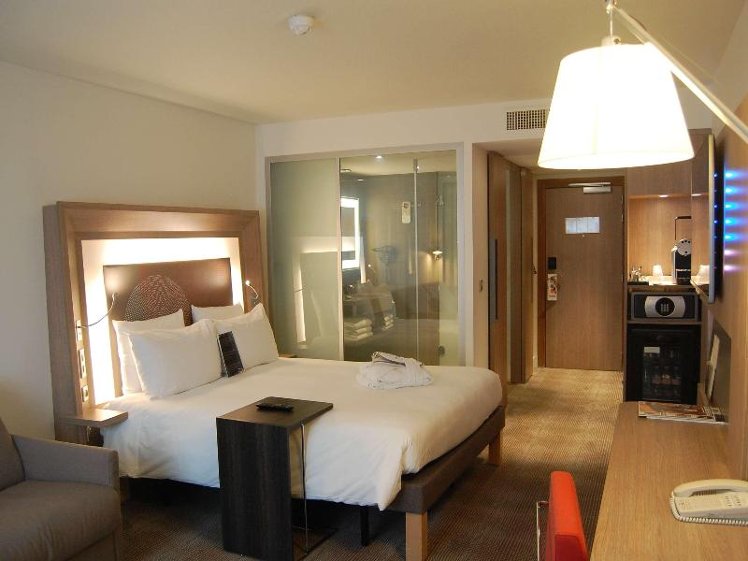 DOUBLE SUPERIOR Room