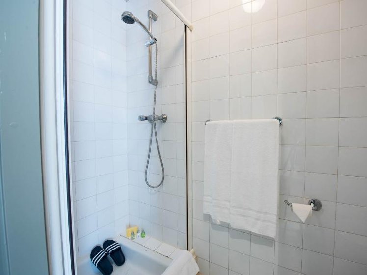 TWIN STANDARD Room