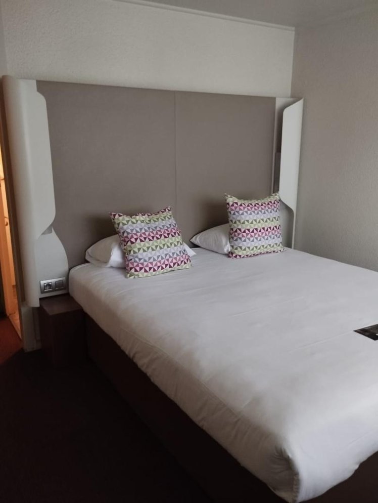 DOUBLE STANDARD Room