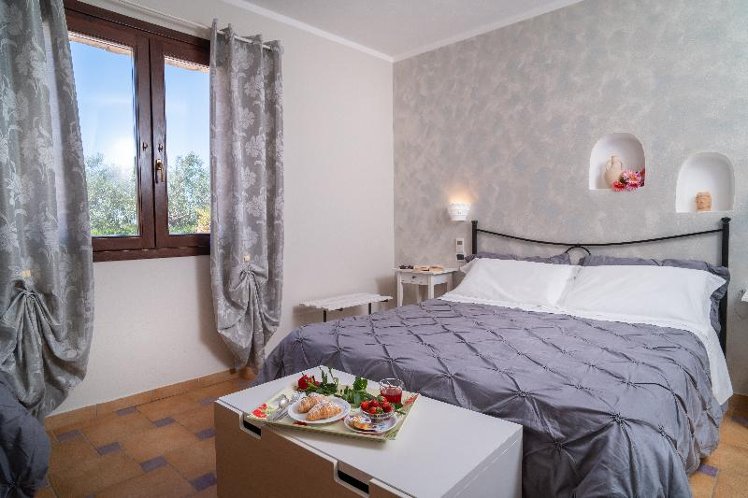 TRIPLE STANDARD Room