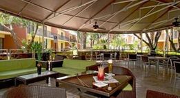 Midpoint Hotel by Rosen Hotels & Resorts