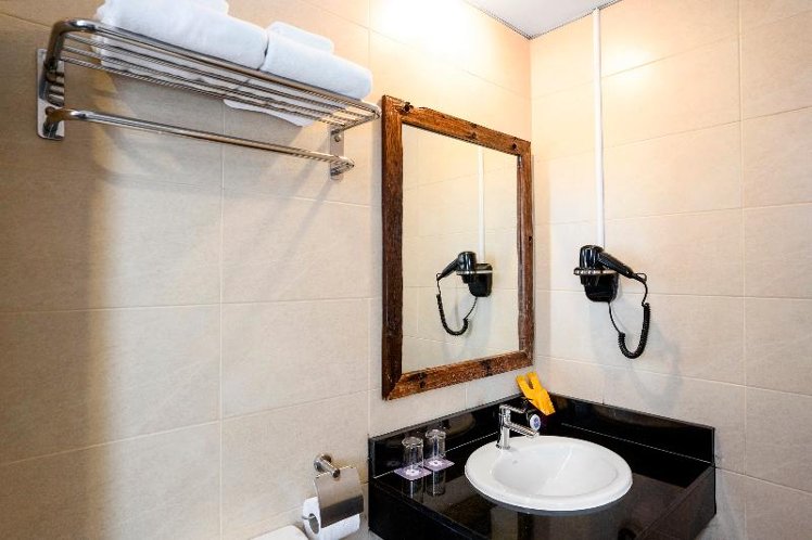 DOUBLE STANDARD Room