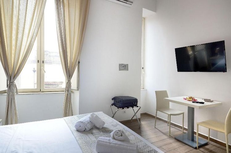 DOUBLE STANDARD Room