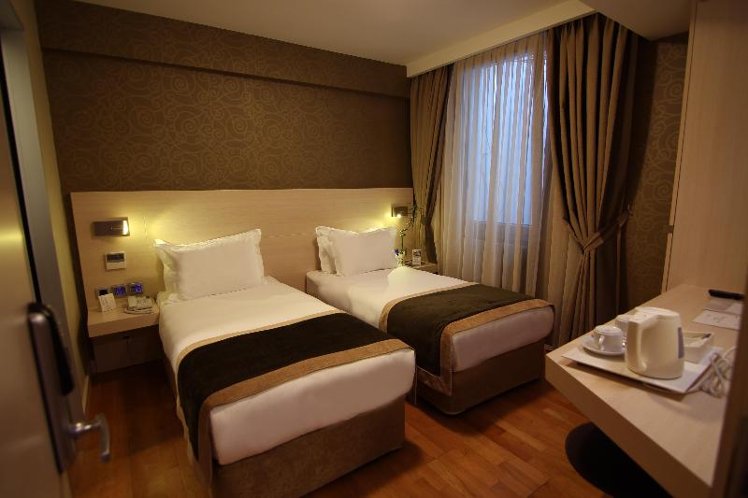 DOUBLE ECONOMY Room