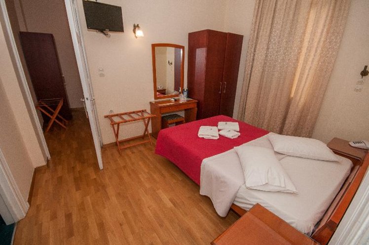 QUADRUPLE STANDARD Room