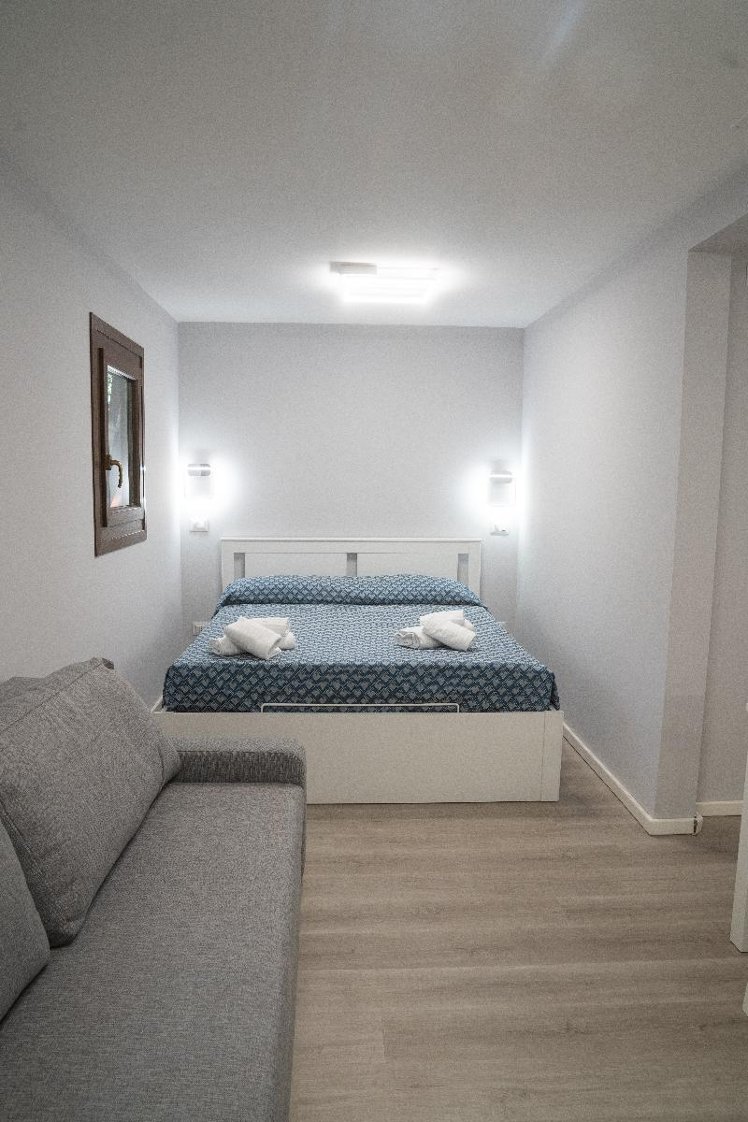 STUDIO ONE BEDROOM Room