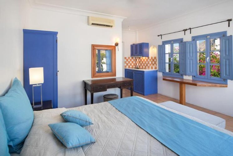 Meltemi Suites