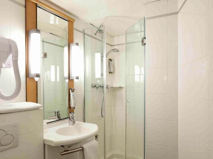 TWIN STANDARD Room