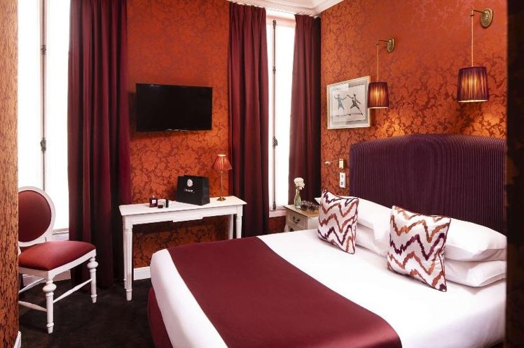 DOUBLE STANDARD Room