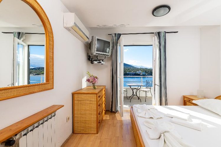 DOUBLE SEA VIEW Room